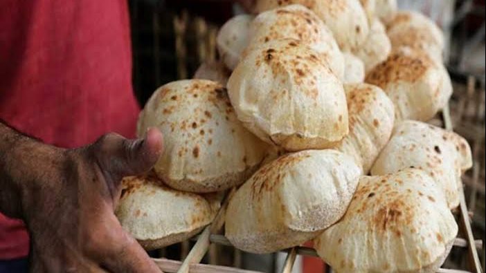 زيادة البوتاجاز التجاري 100 جنيهًا.. شعبة المخابز ترفع سعر الرغيف السياحي 10%
